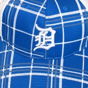 DETROIT PLAID BASEBALL CAP